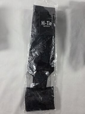 Hi-Tie Men's Black Textured Tie Set